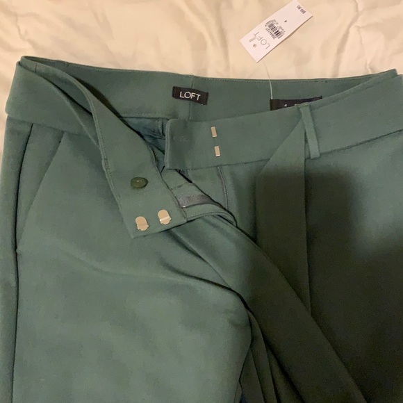 LOFT Pants - Loft green marisa dress pants with belt tie